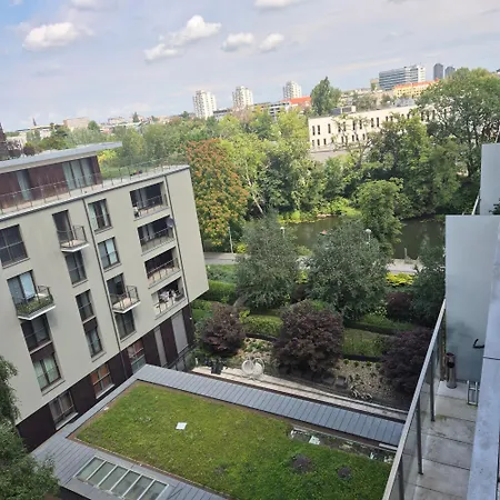 Zielona Walonska, Free Parking * Βρότσλαβ
